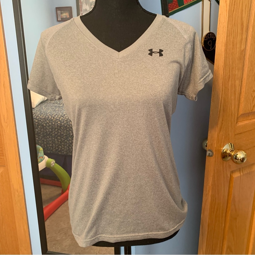 Underarmour Gray Tee - Size Small